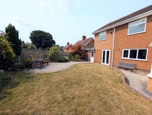 Photo 33- click for photo gallery